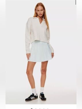 Aritzia Sunday Best Olive Skirt/ grey sky/ size 00/ NWT